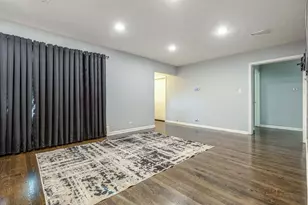 1195 Jeanette St, Des Plaines, IL 60016 - Photo 6