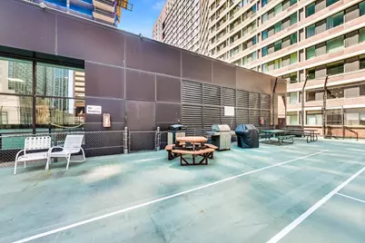 211 E Ohio Street #2902, Chicago, IL 60611 - Photo 34