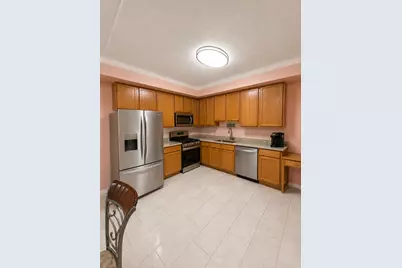 8828 Niles Center Road #301, Skokie, IL 60077 - Photo 4