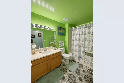 8828 Niles Center Road #301, Skokie, IL 60077 - Photo 6