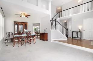 6233 Formoor Ln, Gurnee, IL 60031 - Photo 6