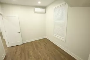 4508 N Keystone Ave, Chicago, IL 60630 - Photo 12