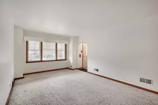 4134 W 58th St, Chicago, IL 60629 - Photo 4