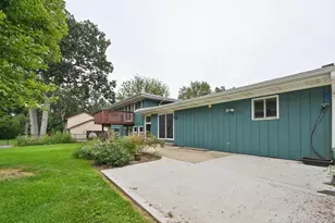 4708 N Burman Dr, Crystal Lake, IL 60014 - Photo 24
