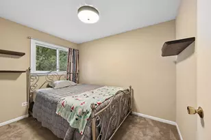 4708 N Burman Dr, Crystal Lake, IL 60014 - Photo 14