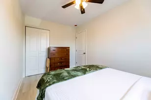 9154 S Luella Ave, Chicago, IL 60617 - Photo 14