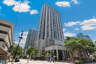 1122 N Clark St, Chicago, IL 60610 - Photo 1