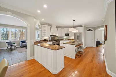 70 Forest Avenue, Naperville, IL 60540 - Photo 16