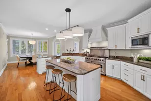 70 Forest Ave, Naperville, IL 60540 - Photo 14
