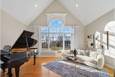 70 Forest Avenue, Naperville, IL 60540 - Photo 8