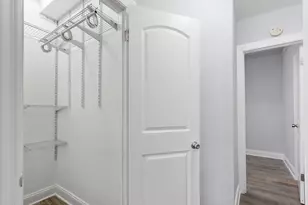 5860 N Kenmore Ave, Chicago, IL 60660 - Photo 10
