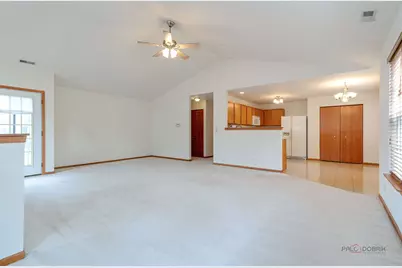 665 Morris Court #-, Lakemoor, IL 60051 - Photo 8