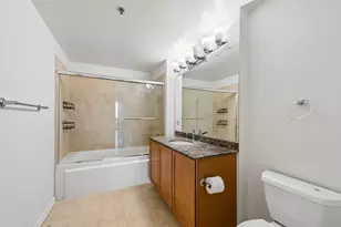 210 S Desplaines St, Chicago, IL 60661 - Photo 6