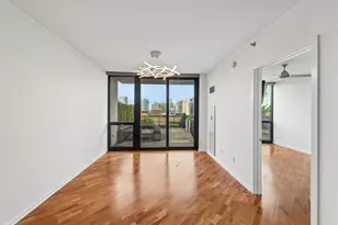 210 S Desplaines St, Chicago, IL 60661 - Photo 2