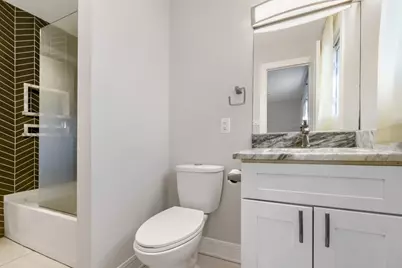 2050 Shepard Road, Hoffman Estates, IL 60169 - Photo 10