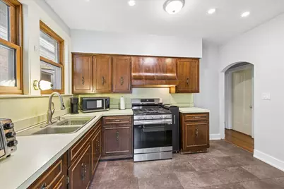 5325 N Linder Avenue, Chicago, IL 60630 - Photo 8