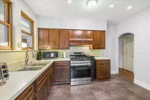 5325 N Linder Ave, Chicago, IL 60630 - Photo 8