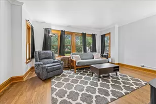 5325 N Linder Ave, Chicago, IL 60630 - Photo 4
