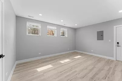7428 N Rogers Avenue #1W, Chicago, IL 60626 - Photo 6