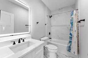 7430 N Hermitage Ave, Chicago, IL 60626 - Photo 12