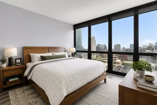 210 S Desplaines St, Chicago, IL 60661 - Photo 8