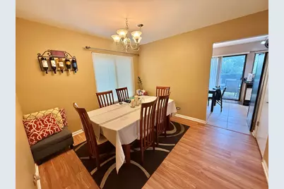 752 Biloxie Court #752, Carol Stream, IL 60188 - Photo 8