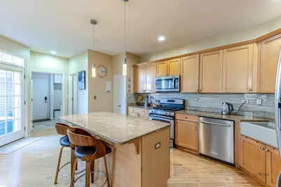 2498 Waterbury Lane, Buffalo Grove, IL 60089 - Photo 16