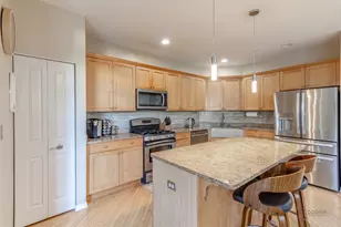 2498 Waterbury Ln, Buffalo Grove, IL 60089 - Photo 14