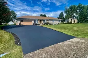 13N568 Gunpowder Ln, Elgin, IL 60123 - Photo 1