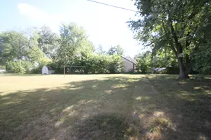 1215 42nd Ave, Rockford, IL 61109 - Photo 18