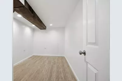 6230 W Foster Avenue, Chicago, IL 60630 - Photo 16