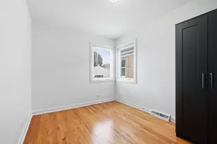 6230 W Foster Ave, Chicago, IL 60630 - Photo 10