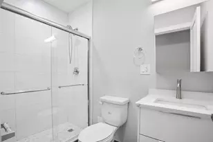 1554 W Juneway Terrace, Chicago, IL 60626 - Photo 10