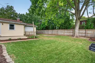 520 Johnson Ave, Morris, IL 60450 - Photo 36