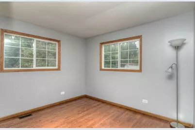 5N712 Garden Avenue, Roselle, IL 60172 - Photo 22