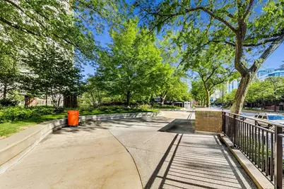 1360 N Sandburg Terrace #2701C, Chicago, IL 60610 - Photo 38
