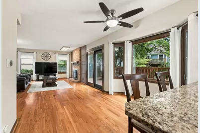 1011 E Amberwood Circle, Naperville, IL 60563 - Photo 14