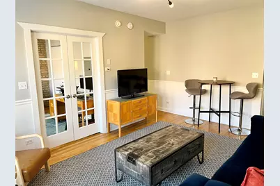 2607 W Gunnison Street #2, Chicago, IL 60625 - Photo 4