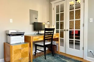 2607 W Gunnison St, Chicago, IL 60625 - Photo 6