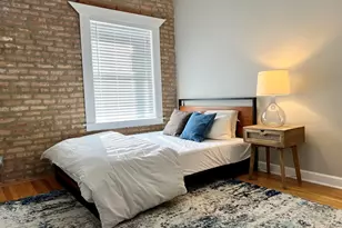 2607 W Gunnison St, Chicago, IL 60625 - Photo 10