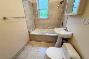 4921 N Winthrop Ave, Chicago, IL 60640 - Photo 8