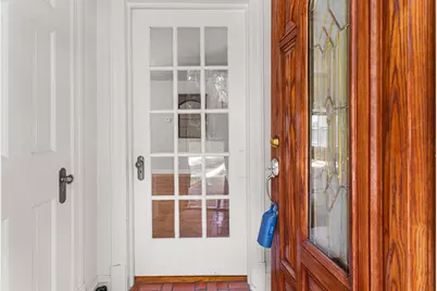 913 W Charles Street, Champaign, IL 61821 - Photo 4