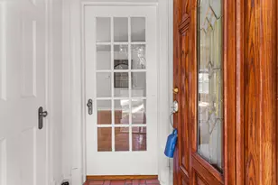 913 W Charles St, Champaign, IL 61821 - Photo 4