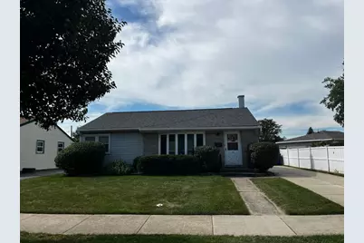 104 N Warrington Road, Des Plaines, IL 60016 - Photo 1