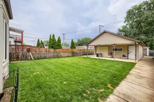 10743 S Kedzie Ave, Chicago, IL 60655 - Photo 18
