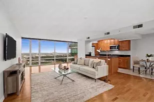 9715 Woods Dr, Skokie, IL 60077 - Photo 8