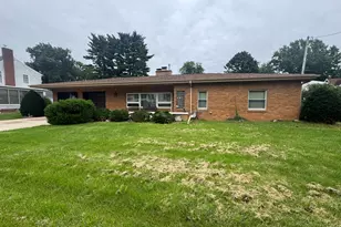 110 N West St, Cambridge, IL 61238 - Photo 2
