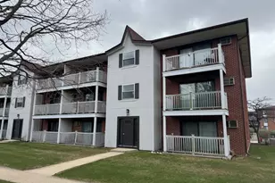 291 Gregory St, Aurora, IL 60504 - Photo 1
