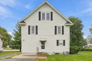 310 E Dixon St, Polo, IL 61064 - Photo 4