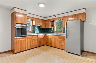 310 E Dixon St, Polo, IL 61064 - Photo 8